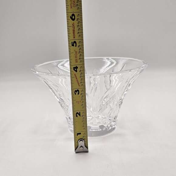 Marquis by Waterford Crystal Cut Glass Leaf Bowl Vase Centerpiece Decor 3.75 in - Picture 8 of 11
